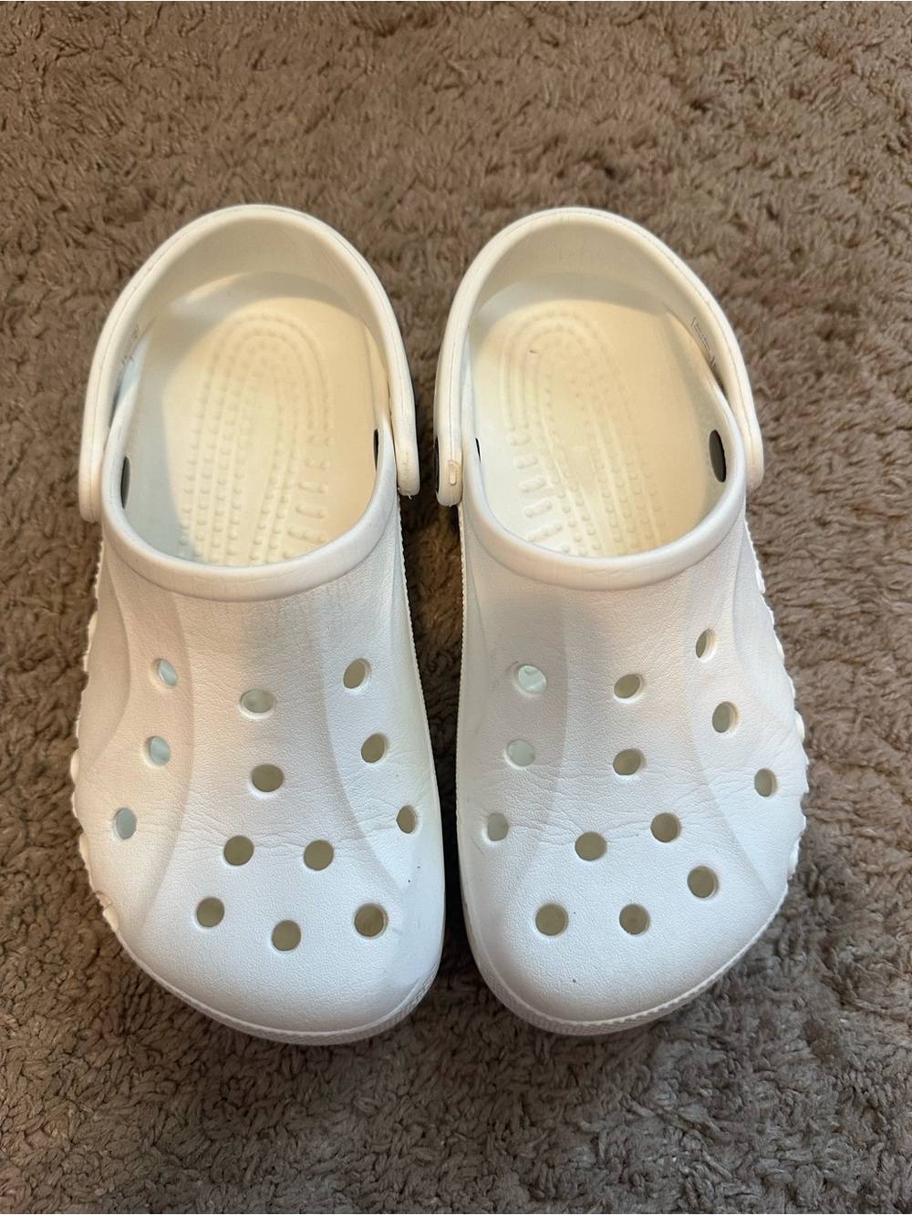 Crocs Classic Clogs White Unisex Size M4/W6 - Gently Used